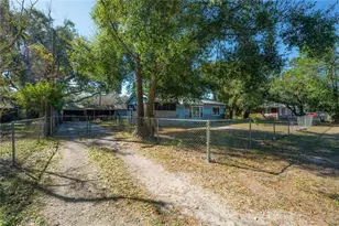 1517 E Emma St, Tampa, FL 33610 - Photo 25