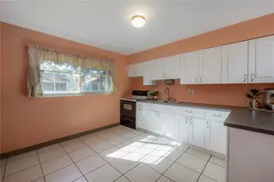 1517 E Emma St, Tampa, FL 33610 - Photo 9