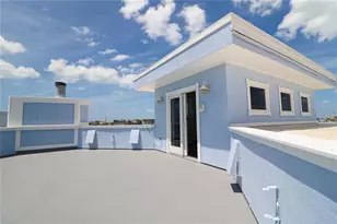 11105 5th St E, Treasure Island, FL 33706 - Photo 37