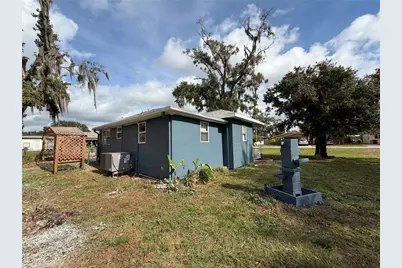 1203 N Maryland Avenue, Plant City, FL 33563 - Photo 5