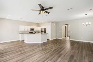 2700 Sierra Vista Way, Holiday, FL 34691 - Photo 9