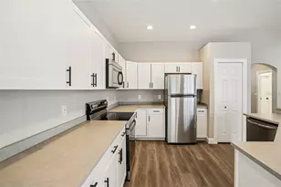 2700 Sierra Vista Way, Holiday, FL 34691 - Photo 17