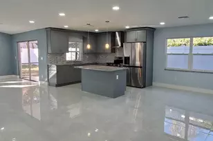 7607 Winging Way Dr, Tampa, FL 33615 - Photo 3
