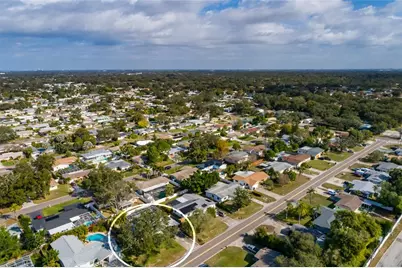 13877 94th Avenue, Seminole, FL 33776 - Photo 43