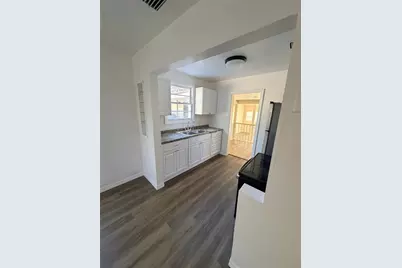 4615 Wishart Boulevard, Tampa, FL 33603 - Photo 5