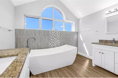 1605 Royal Palm Drive S #A, Gulfport, FL 33707 - Photo 25