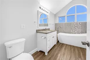 1605 Royal Palm Dr S, Gulfport, FL 33707 - Photo 27