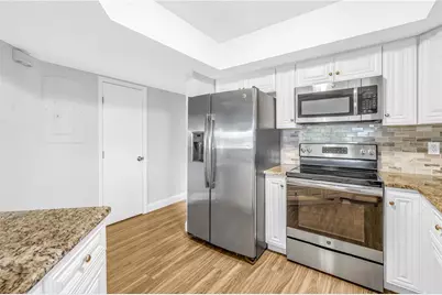 1605 Royal Palm Drive S #A, Gulfport, FL 33707 - Photo 15