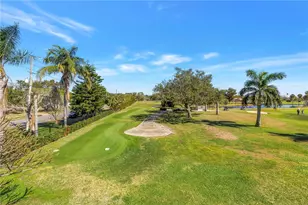 1605 Royal Palm Dr S, Gulfport, FL 33707 - Photo 37