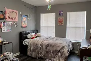 8210 Down Royal Rd, Tampa, FL 33610 - Photo 23