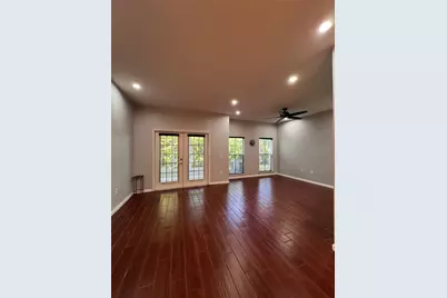 8210 Down Royal Road, Tampa, FL 33610 - Photo 15