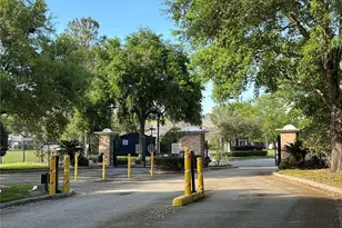 8210 Down Royal Rd, Tampa, FL 33610 - Photo 39