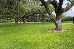 8210 Down Royal Rd, Tampa, FL 33610 - Photo 31