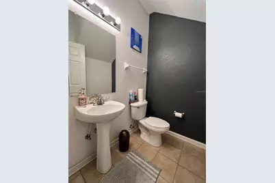 8210 Down Royal Road, Tampa, FL 33610 - Photo 9