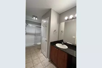 8210 Down Royal Road, Tampa, FL 33610 - Photo 31
