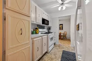 5267 81st Street N, Saint Petersburg, FL 33709 - Photo 7