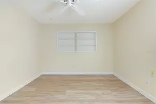 9210 Grand Blanc Dr, Seminole, FL 33777 - Photo 33