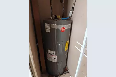 300 Elizabeth Avenue, Clearwater, FL 33759 - Photo 7