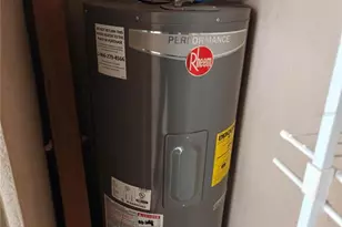 300 Elizabeth Ave, Clearwater, FL 33759 - Photo 7