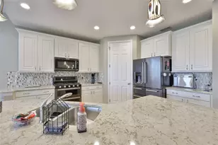 1351 Emerald Dunes Dr, Sun City Center, FL 33573 - Photo 7