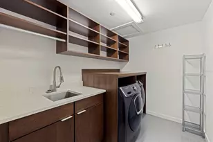 233 4th Ave N, Saint Petersburg, FL 33701 - Photo 39