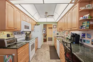 2322 Lancaster Dr, Sun City Center, FL 33573 - Photo 13