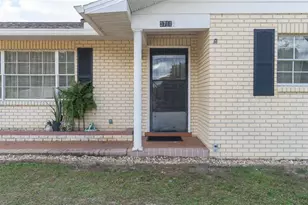 37116 Price Dr, Zephyrhills, FL 33541 - Photo 3