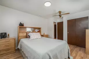 37116 Price Dr, Zephyrhills, FL 33541 - Photo 17
