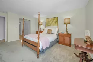 855 Bayway Blvd, Clearwater Beach, FL 33767 - Photo 57