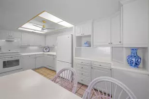 855 Bayway Blvd, Clearwater Beach, FL 33767 - Photo 43