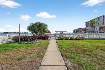 6218 Palma Del Mar Boulevard #405, Saint Petersburg, FL 33715 - Photo 39