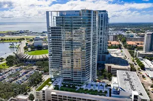 175 1st St S, Saint Petersburg, FL 33701 - Photo 1