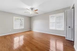 1207 Pine Ridge Cir W, Tarpon Springs, FL 34688 - Photo 13