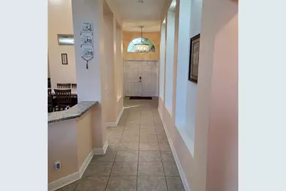 10850 Breaking Rocks Drive, Tampa, FL 33647 - Photo 7