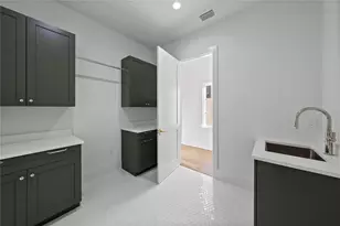 4614 Tennyson Ave, Tampa, FL 33629 - Photo 47