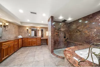 2402 Pine Hammock, Clearwater, FL 33764 - Photo 27