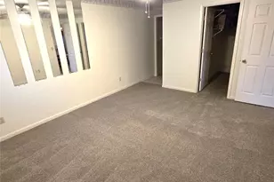 38345 Cottonwood Pl, Zephyrhills, FL 33542 - Photo 13