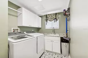 15011 Lake Emerald Blvd, Tampa, FL 33618 - Photo 33