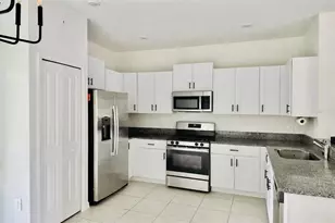 8271 Cor Pne Wy, New Port Richey, FL 34655 - Photo 7