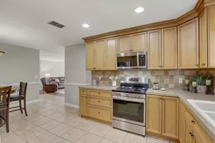 6490 Cedarbrook Dr S, Pinellas Park, FL 33782 - Photo 11