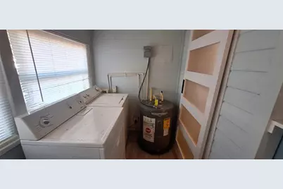 821 Newton Avenue S, Saint Petersburg, FL 33701 - Photo 21