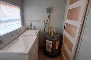 821 Newton Ave S, Saint Petersburg, FL 33701 - Photo 21