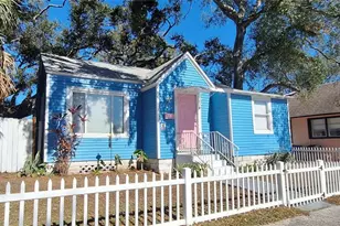 821 Newton Ave S, Saint Petersburg, FL 33701 - Photo 3