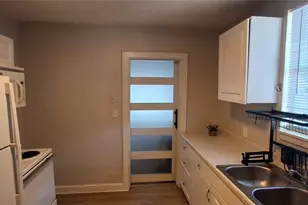 821 Newton Ave S, Saint Petersburg, FL 33701 - Photo 15