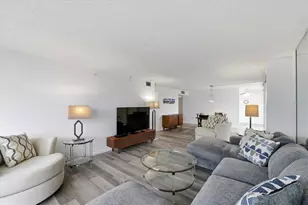 400 Island Way, Clearwater Beach, FL 33767 - Photo 15