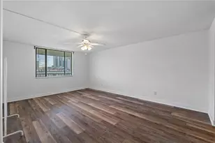 201 W Laurel St, Tampa, FL 33602 - Photo 13
