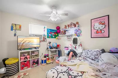 209 12th Avenue N, Saint Petersburg, FL 33704 - Photo 17