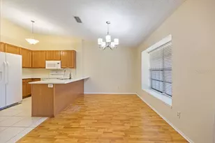 4071 Shoreside Cir, Tampa, FL 33618 - Photo 7