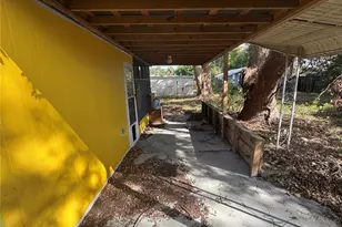 2151 Barcelona Dr, Clearwater, FL 33764 - Photo 11