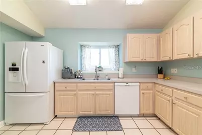 1907 Coral Tree Court, Brandon, FL 33511 - Photo 13